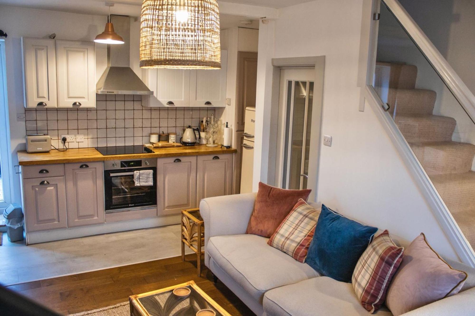 Spa Garden Cottage - Upper Hopton Mirfield Екстериор снимка